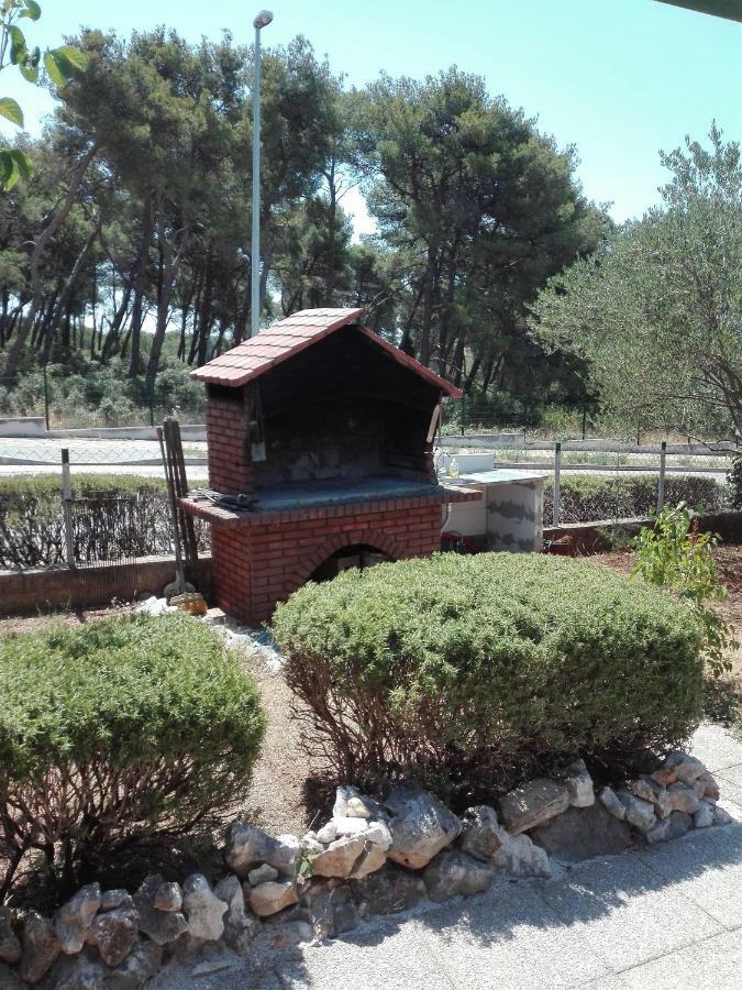 Apartments Jadranska Biograd Na Moru Eksteriør billede
